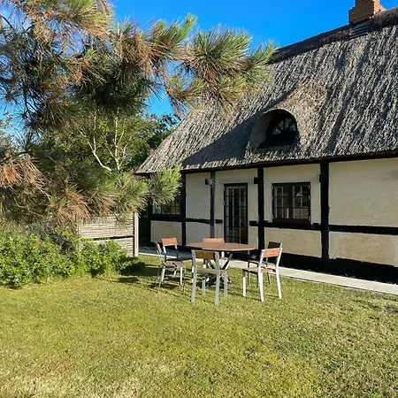 بيت للعطل Timber House With View On Samso